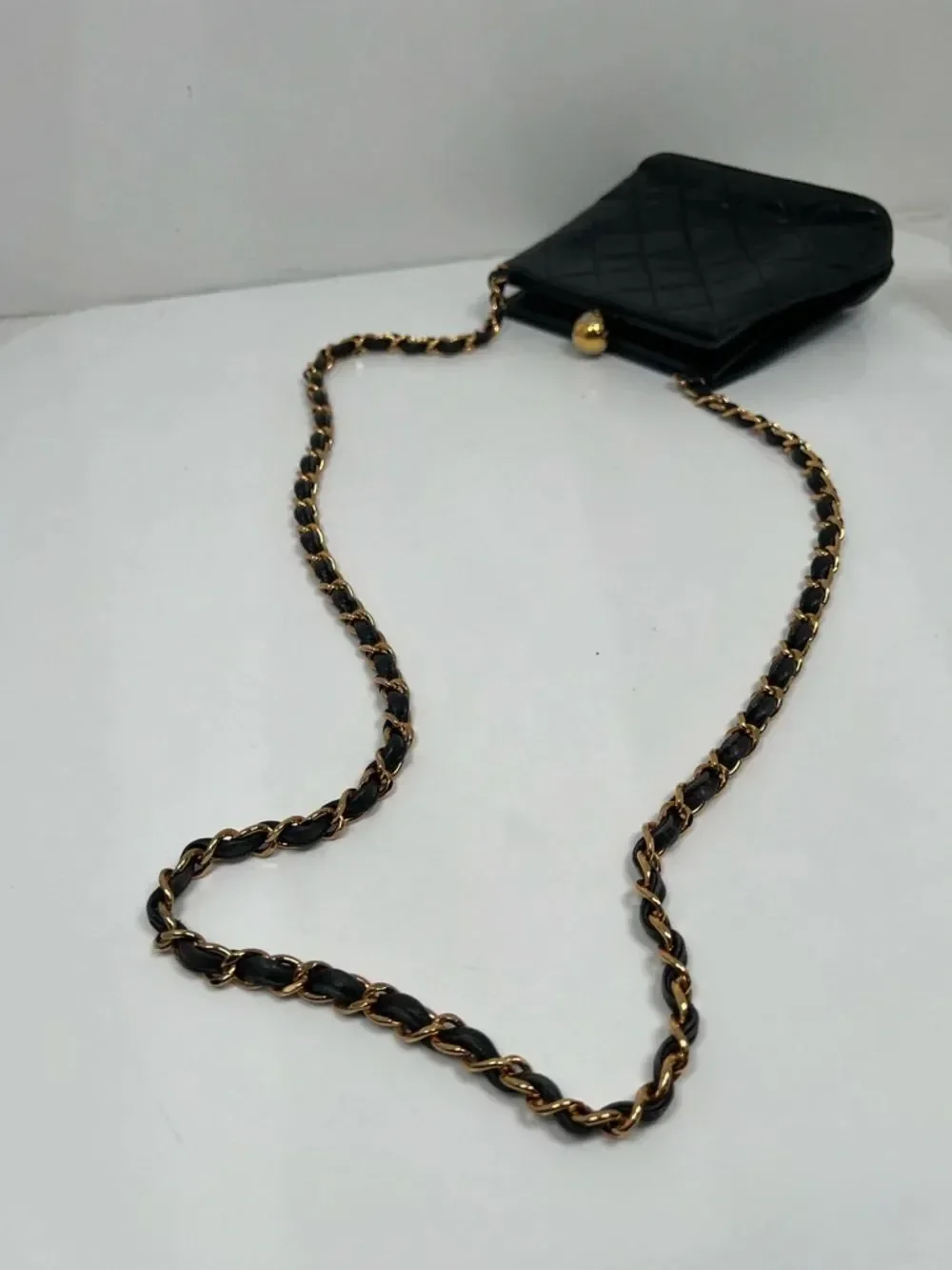 Chanel Vintage Black Quilted Lambskin CC Ball Chain Shoulder Crossbody Bag